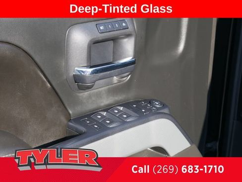 Used 2017 Chevrolet Silverado 1500 LTZ Z71 w/ LTZ Plus Package AWD/4WD image 20