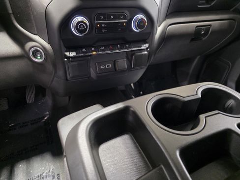 Used 2024 Chevrolet Silverado 1500 Custom image 30