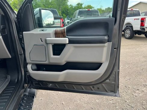 Used 2020 Ford F150 Lariat AWD/4WD image 21