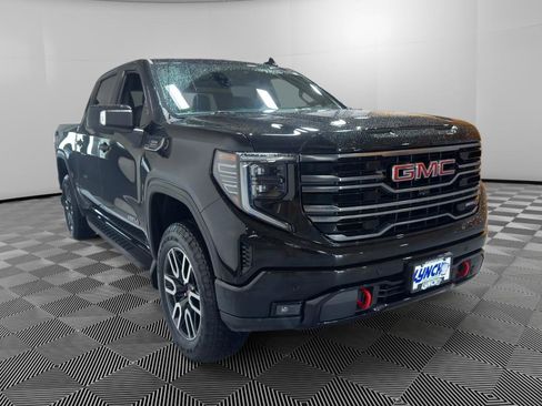 Used 2025 GMC Sierra 1500 AT4 w/ AT4 Premium Package AWD/4WD image 7