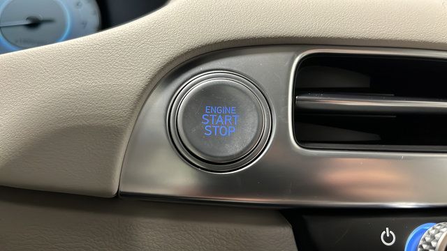 Used 2025 Hyundai Palisade Calligraphy FWD image 23
