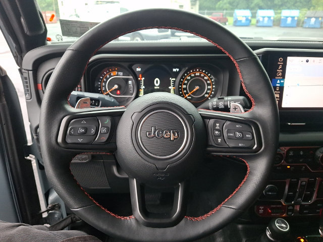 Used 2024 Jeep Wrangler Unlimited Rubicon 392 AWD/4WD image 31