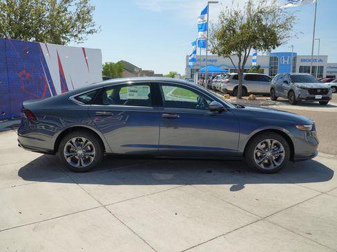 New 2026 Honda Accord EX-L image 4