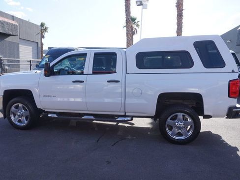 Used 2015 Chevrolet Silverado 2500 LT w/ LT Convenience Package RWD image 3