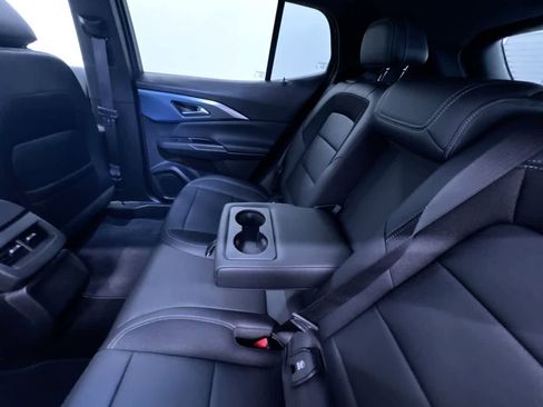 Used 2026 Chevrolet Equinox EV LT image 37