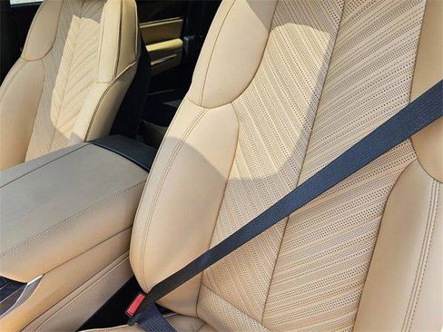 New 2026 Cadillac Escalade IQ Luxury 2 w/ LPO, Radiant Package image 16