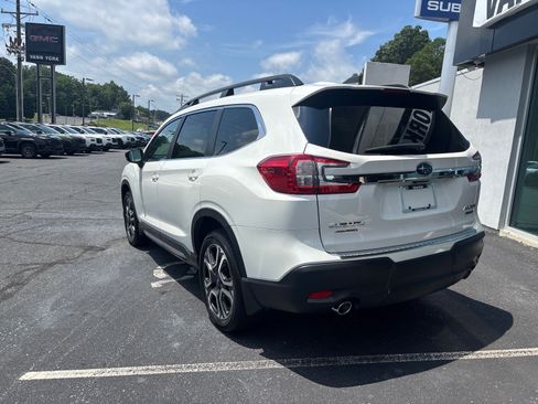 New 2026 Subaru Ascent Limited AWD/4WD image 2