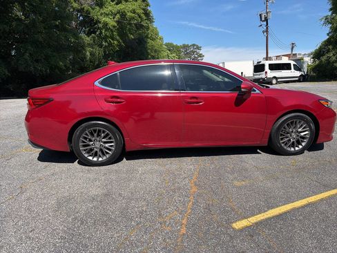 Used 2018 Lexus ES 350 w/ Premier Package FWD image 8