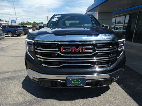 Certified 2023 GMC Sierra 1500 SLT w/ SLT Premium Package AWD/4WD image 5