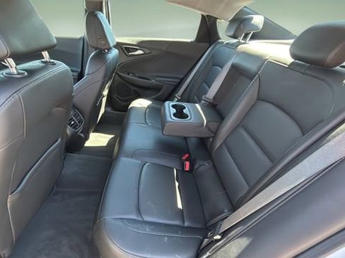Used 2024 Chevrolet Malibu LT FWD image 19