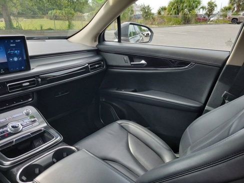 Used 2021 Lincoln Nautilus AWD w/ Equipment Group 101A image 23
