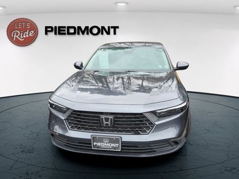 Certified 2023 Honda Accord LX image 4