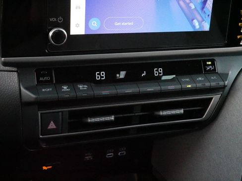 Certified 2025 Toyota Camry LE image 23