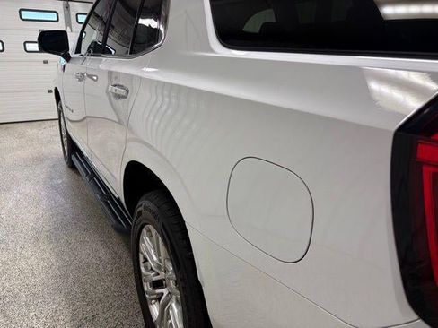 Used 2021 GMC Yukon SLT w/ SLT Premium Package image 44