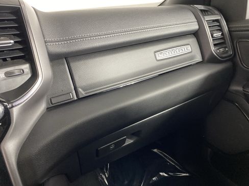 Used 2024 RAM 1500 Laramie AWD/4WD image 31