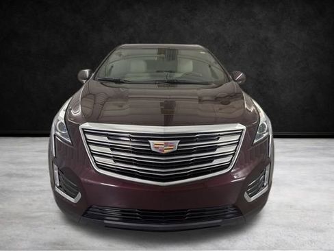 Used 2017 Cadillac XT5 FWD image 4