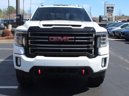 Used 2020 GMC Sierra 2500 AT4 w/ AT4 Premium Package image 3