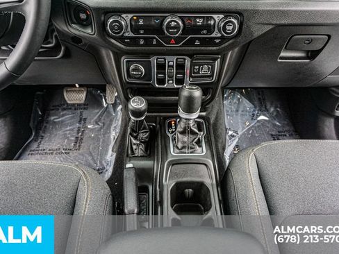 Used 2025 Jeep Wrangler Unlimited Sport AWD/4WD image 42