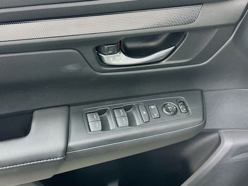 Used 2025 Honda CR-V EX image 15