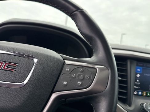 Used 2023 GMC Acadia AT4 w/ Technology Package image 21