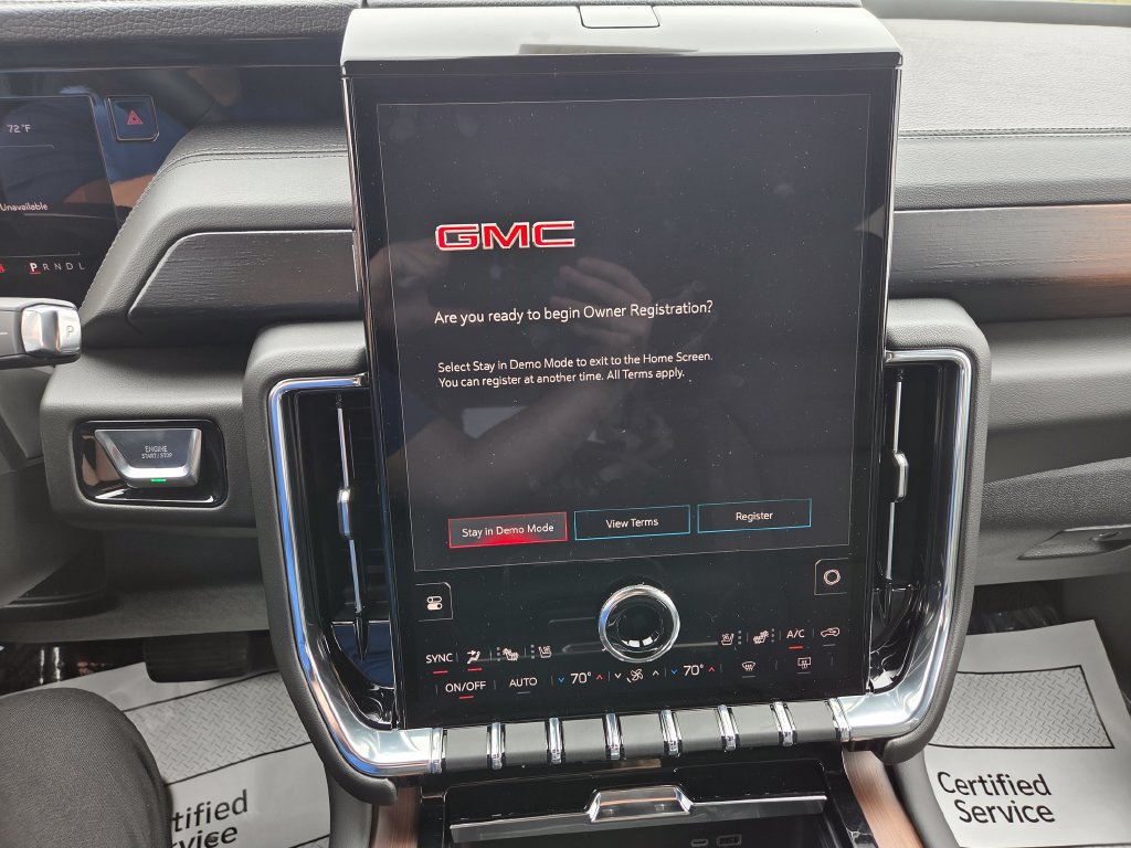 New 2026 GMC Yukon Denali w/ Denali Reserve Package AWD/4WD image 21