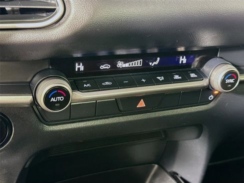 Used 2024 MAZDA CX-30 AWD 2.5 S w/ Select Sport Pkg image 17