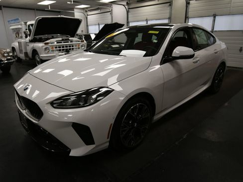 Used 2025 BMW 228i xDrive AWD/4WD image 4