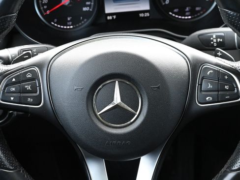 Used 2016 Mercedes-Benz GLC 300 4MATIC image 29