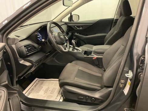 Used 2024 Subaru Outback Premium AWD/4WD image 13