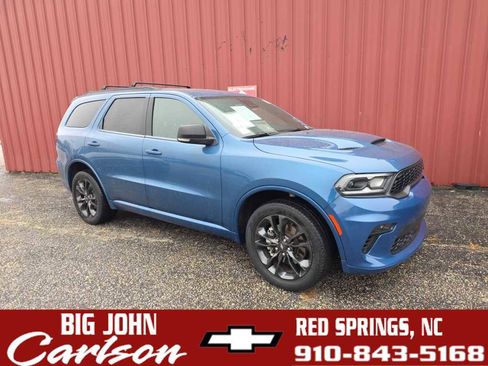 Used 2023 Dodge Durango GT image 1