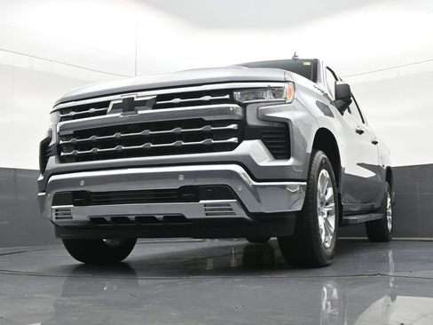Used 2025 Chevrolet Silverado 1500 LTZ RWD image 34