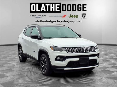 Used 2025 Jeep Compass Limited AWD/4WD image 31