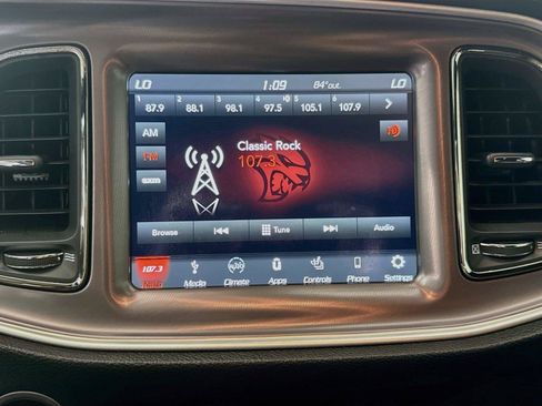Used 2019 Dodge Challenger SRT Hellcat RWD image 14