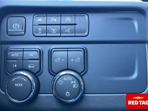 New 2026 Chevrolet Tahoe LS image 21