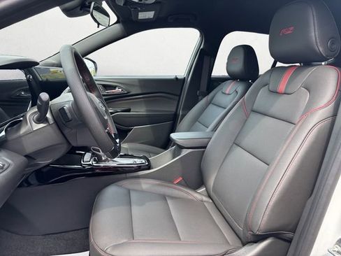 New 2026 Chevrolet Trax RS image 9