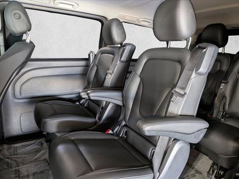 Used 2021 Mercedes-Benz Metris Passenger image 18