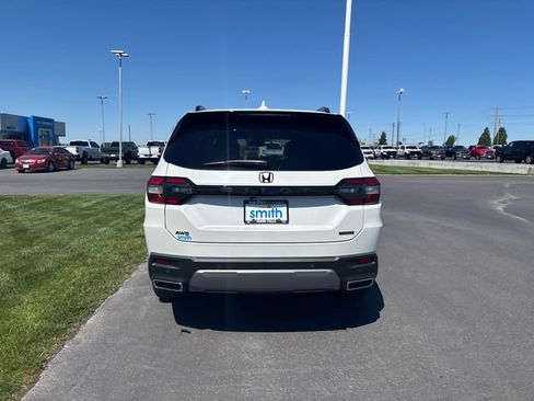 New 2026 Honda Pilot image 4