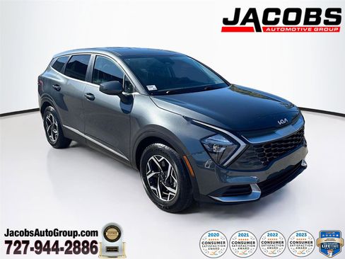 Used 2023 Kia Sportage LX image 1