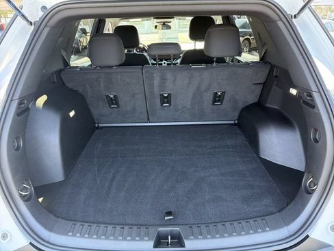 Used 2025 Chevrolet Equinox LT FWD image 6
