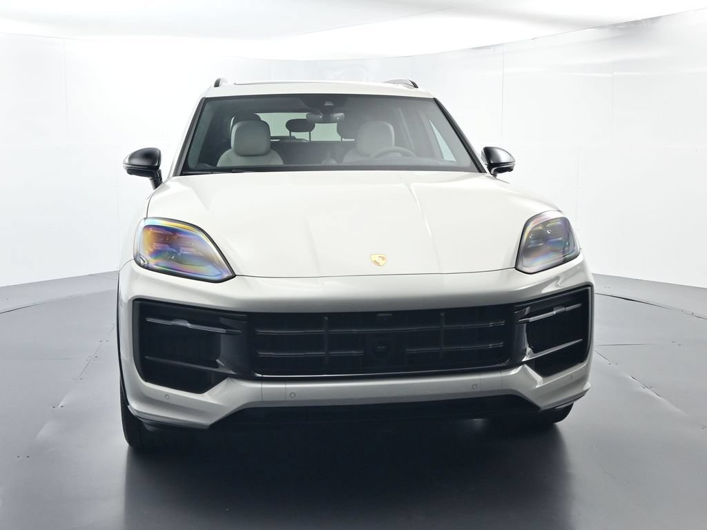 Certified 2026 Porsche Cayenne GTS AWD/4WD image 18