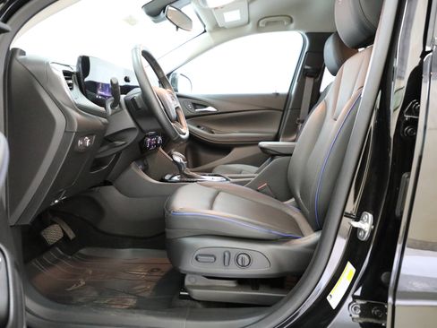 Used 2025 Buick Encore GX Sport Touring w/ Comfort Package image 8