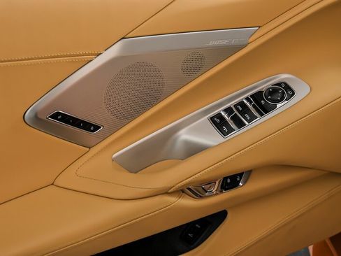 Used 2022 Chevrolet Corvette Stingray Premium Conv w/ Z51 Performance Package image 21