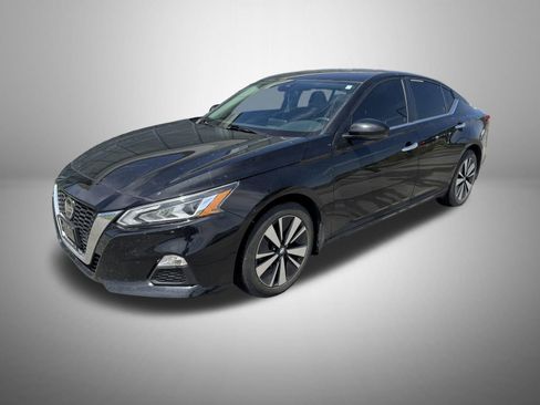 Used 2022 Nissan Altima 2.5 SV w/ SV Premium Package FWD image 1