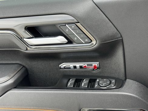 Used 2025 GMC Sierra 1500 AT4 w/ AT4 Preferred Package image 26