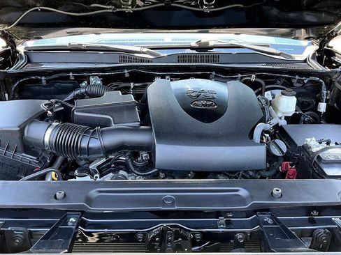 Used 2023 Toyota Tacoma SR5 RWD image 36