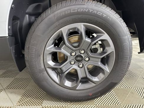 New 2025 Ford Maverick XLT w/ XLT Luxury Package image 27