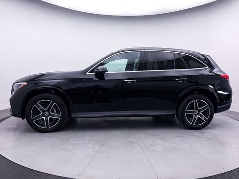 Used 2024 Mercedes-Benz GLC 300 w/ AMG Line image 39