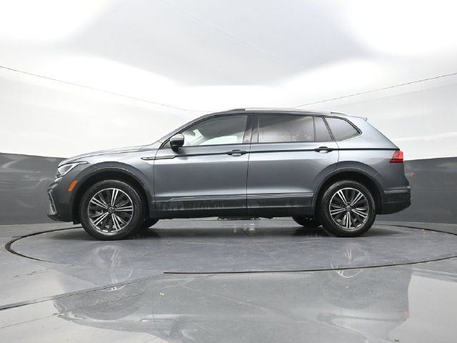 Used 2024 Volkswagen Tiguan Wolfsburg Edition FWD image 34