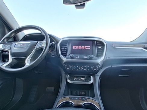 Used 2023 GMC Acadia SLE image 24