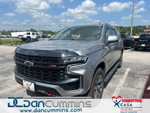 Used 2023 Chevrolet Suburban Z71 w/ Luxury Package AWD/4WD image 1